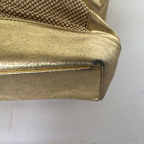VINTAGE WHITING AND DAVIS GOLD LEATHER AND MESH BAG PURSE - Picture 8 of 16
